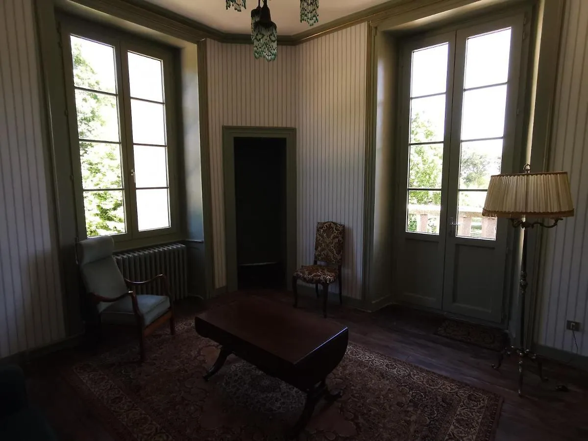 Chateau De Launay Guen Hotel Plemet 0*,  France