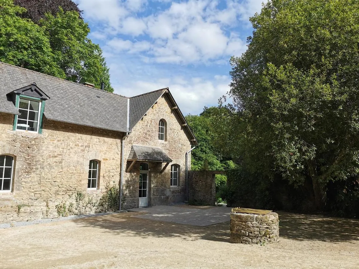 Guest house Chateau De Launay Guen Hotel Plemet France